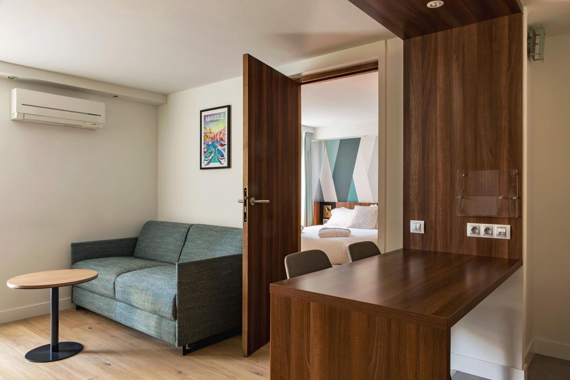 Holiday Inn - Marseille Airport By Ihg Vitrolles  Buitenkant foto