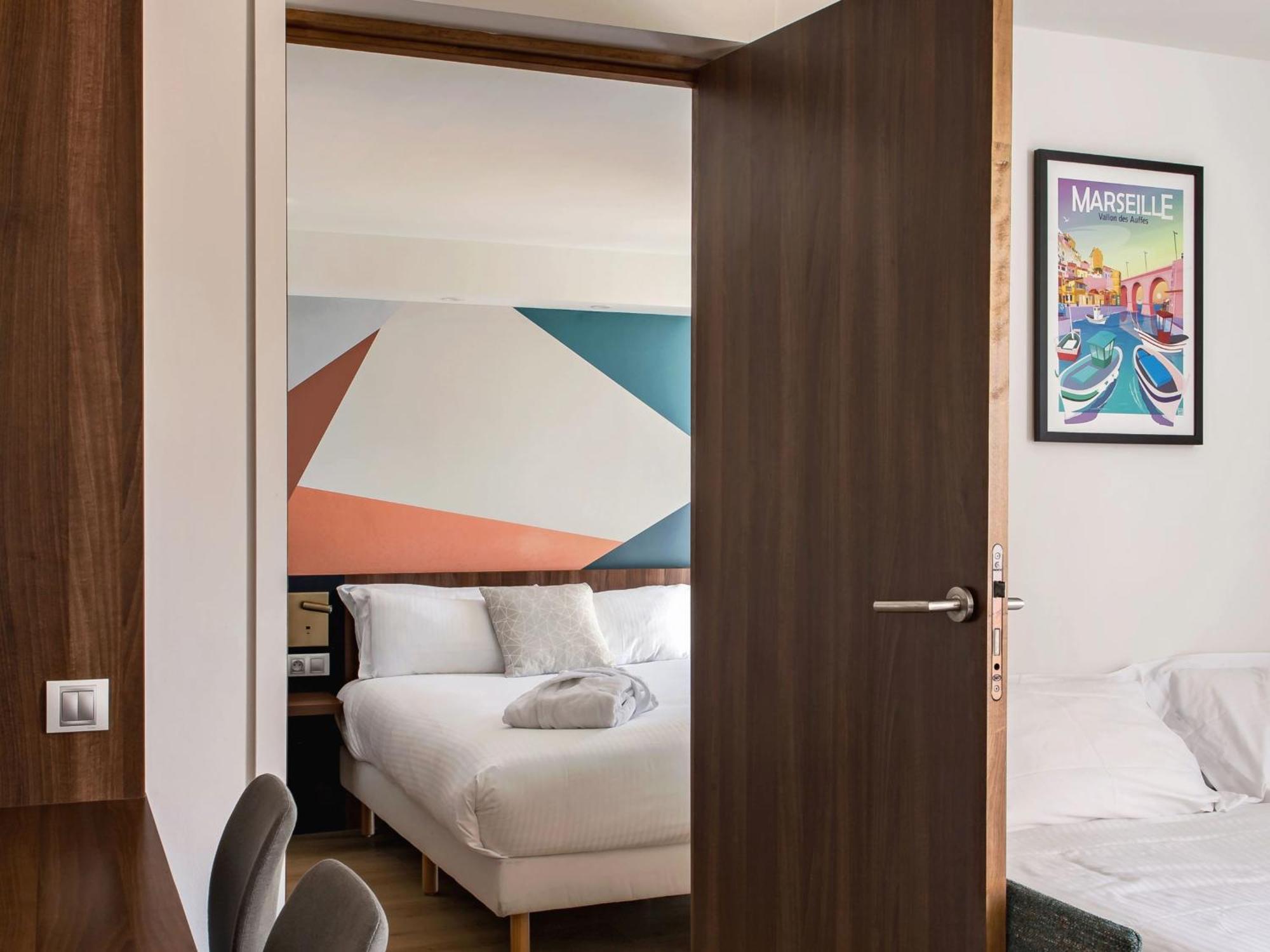 Holiday Inn - Marseille Airport By Ihg Vitrolles  Buitenkant foto