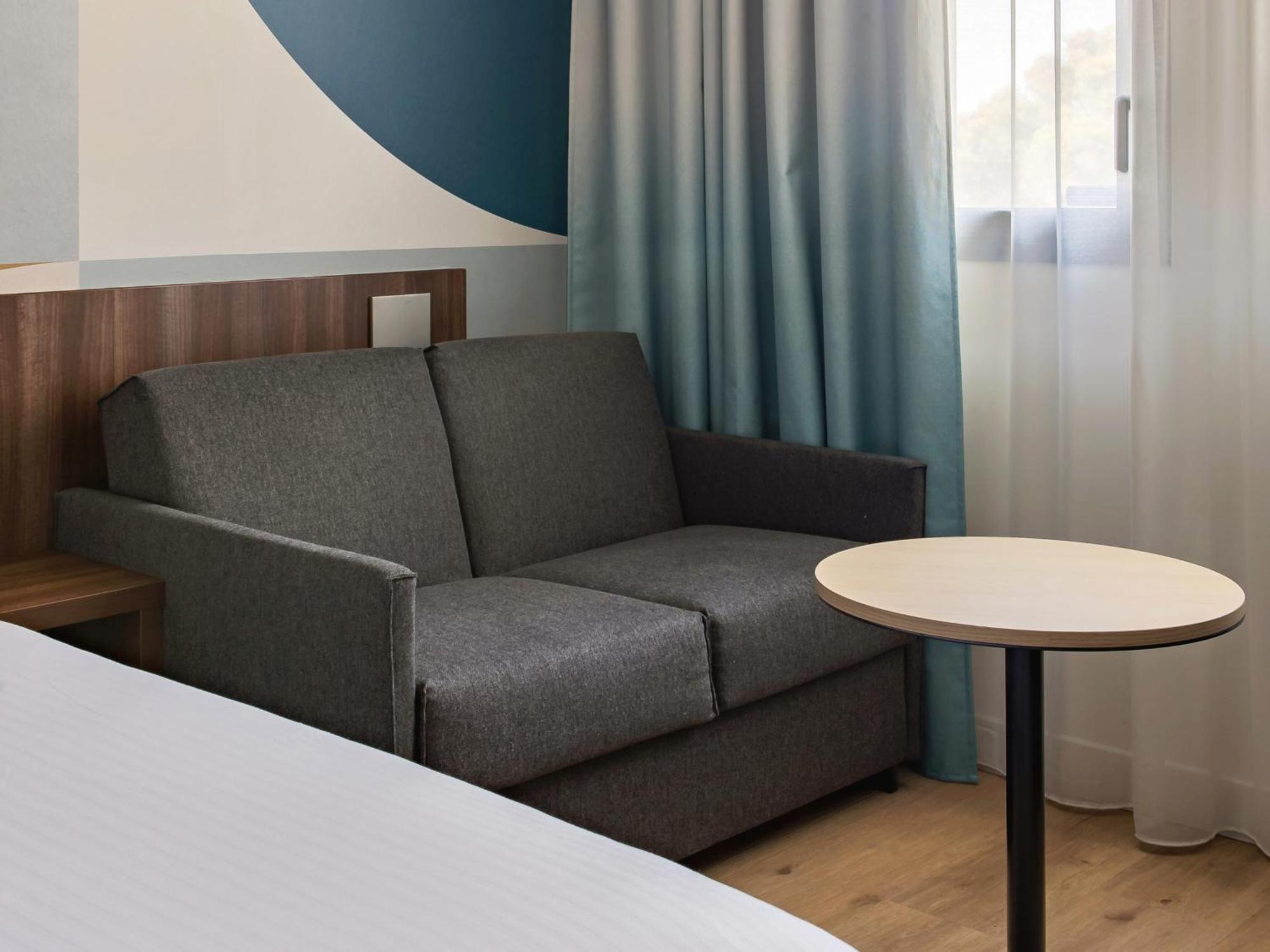Holiday Inn - Marseille Airport By Ihg Vitrolles  Buitenkant foto