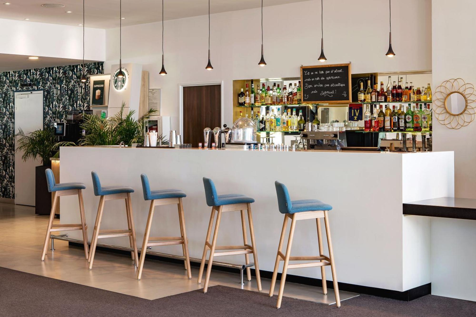 Holiday Inn - Marseille Airport By Ihg Vitrolles  Buitenkant foto